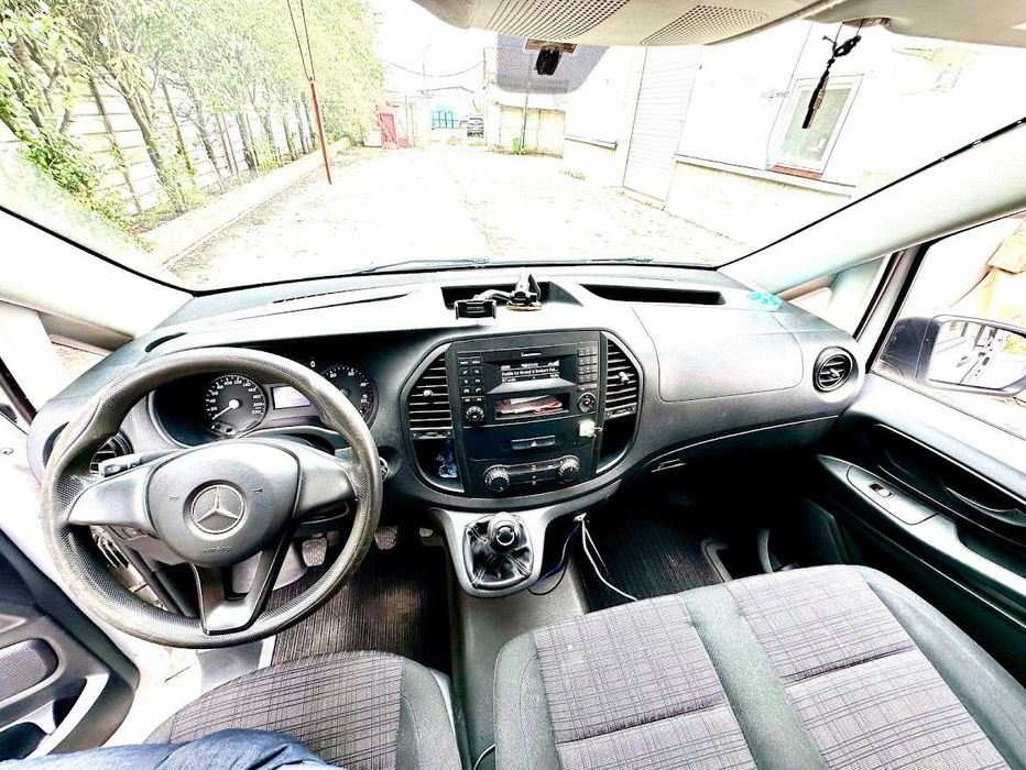 Duba Mercedes-Benz Vito 109 CDI KSV Long 2015, motor 1.6 Diesel 88 CP