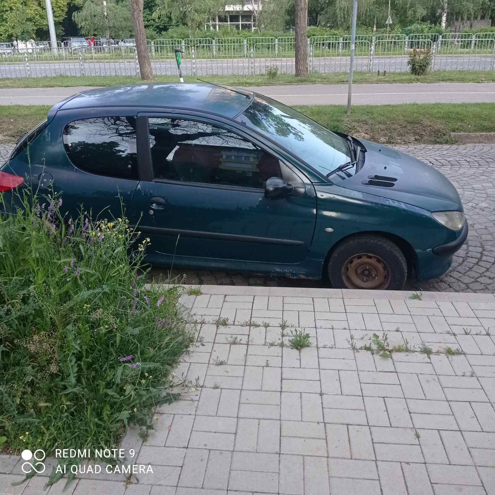 Продавам Пежо 206,с външни забележки