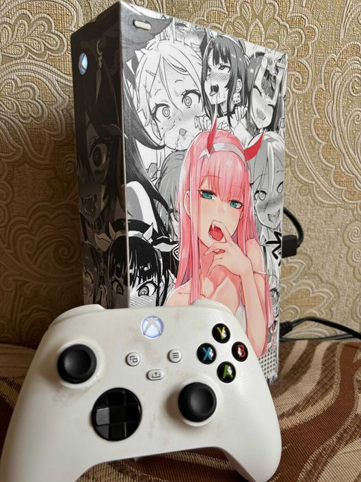продам Xbox series s в идеальном состоянии