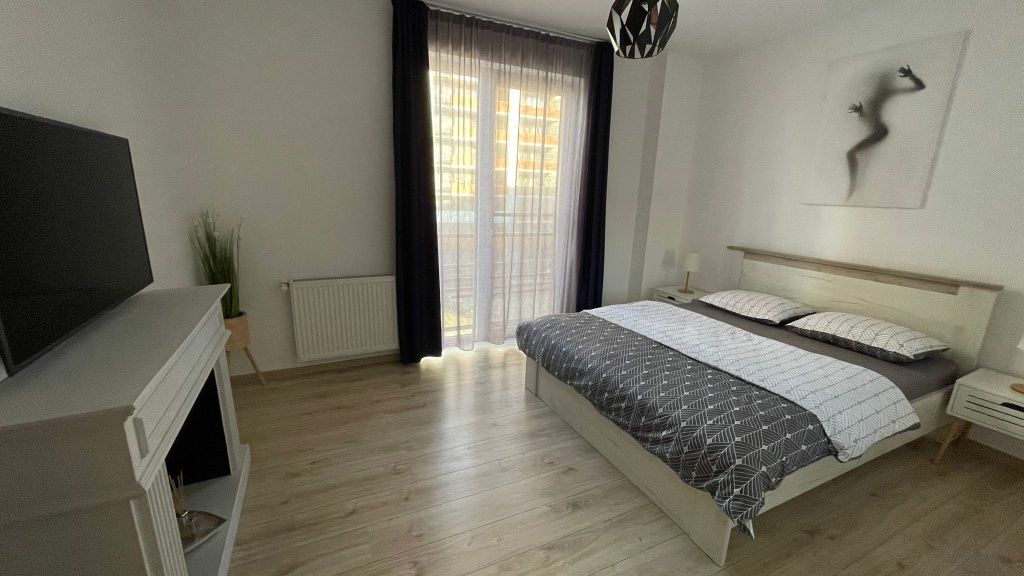 Regim hotelier - cazare Iulius Mall si Complex Iris, Liviu Rebreanu