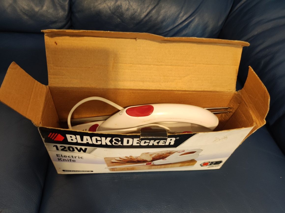 Cuțit electric Black&Decker