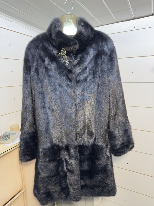 Норковая цельная шуба  amabelle