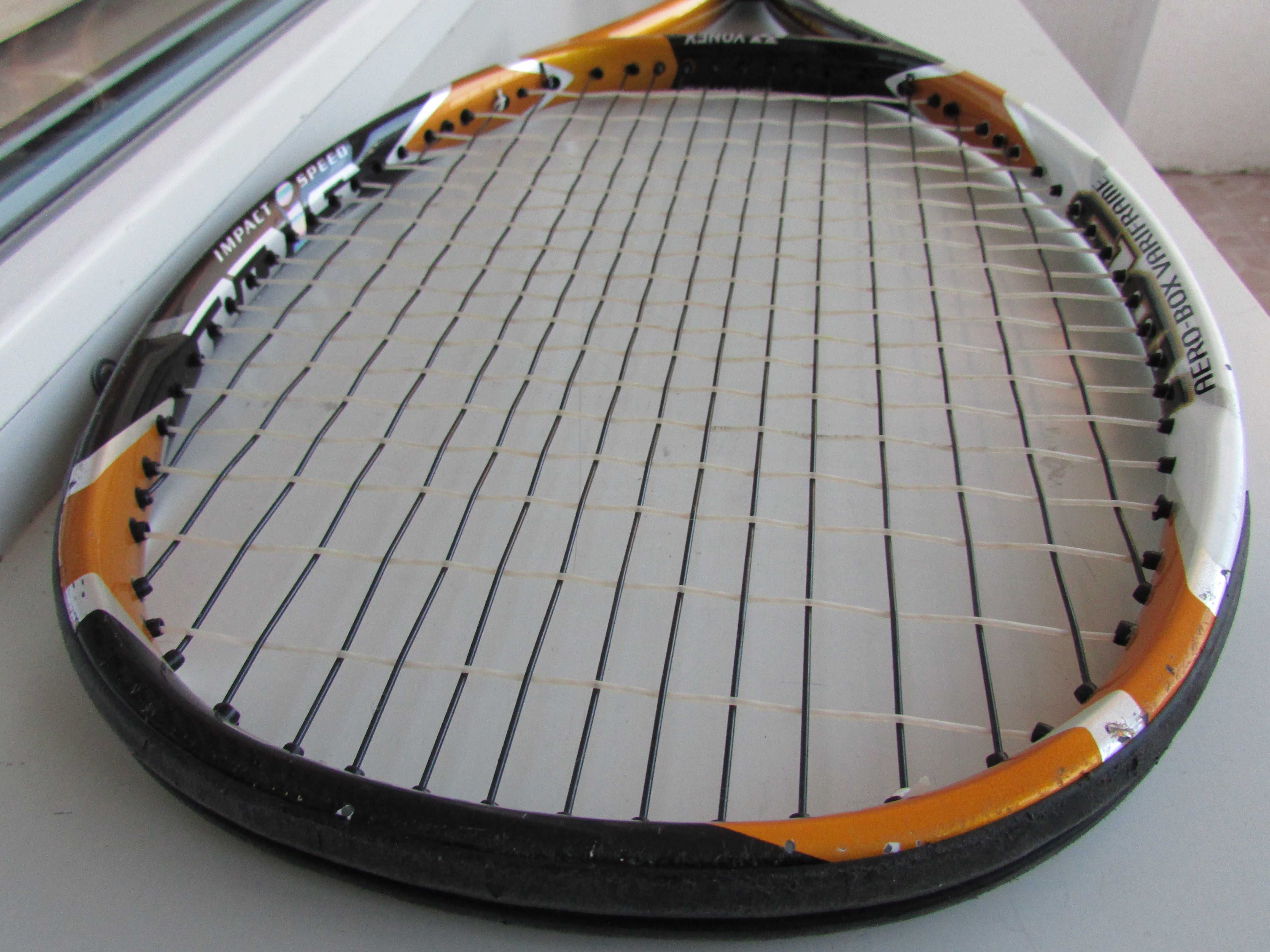 Тенис ракета YONEX RDiS 200