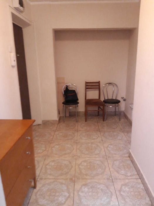 Inchiriez garsoniera/spatiu birou/cabinet/parter