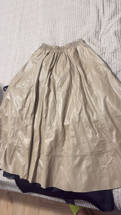 Продам женскую одежду в отличном состоянии 44-46