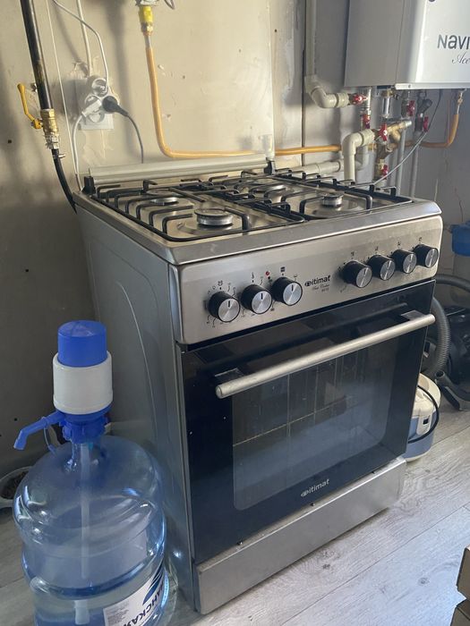 Газова плита в отличном состоянии