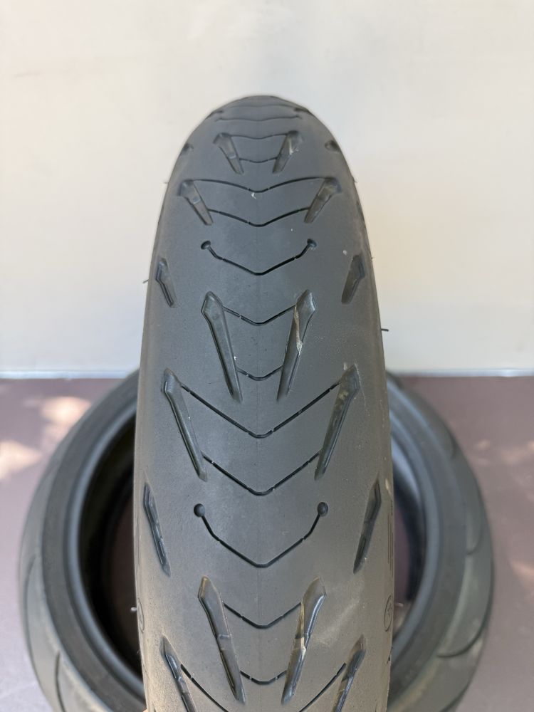 120/70/17 Michelin road 5 dot 2021