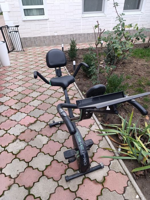 Vând bicicleta de camera