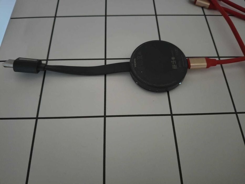 Chromecast TV dongle,transforma TV in smart