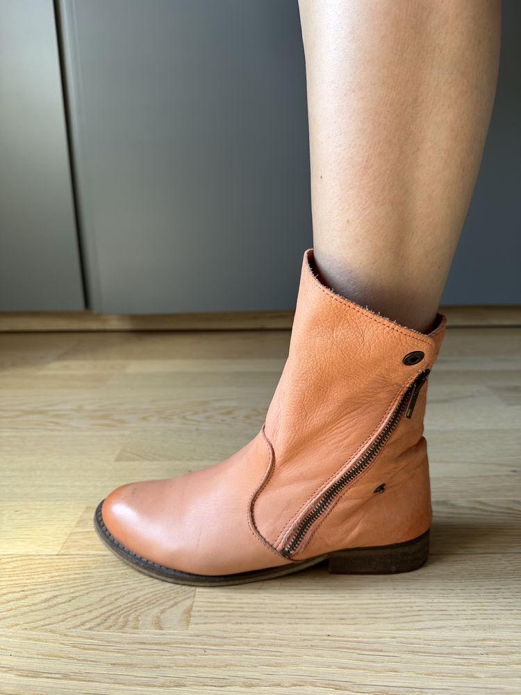 Ghete piele dama