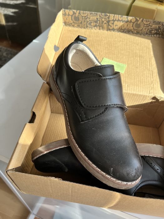 Продам туфли доя мальчиков