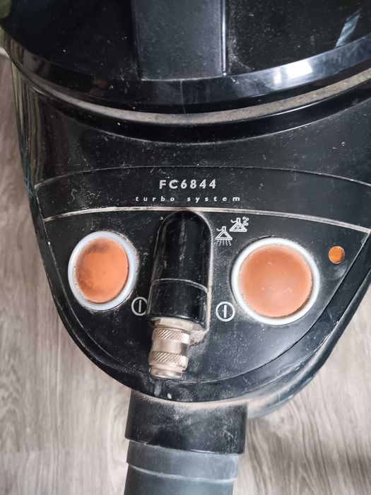 Прахосмукачка филипс