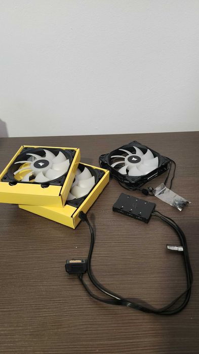 Corsair Lighting Node CORE iCUE + 3 Fans