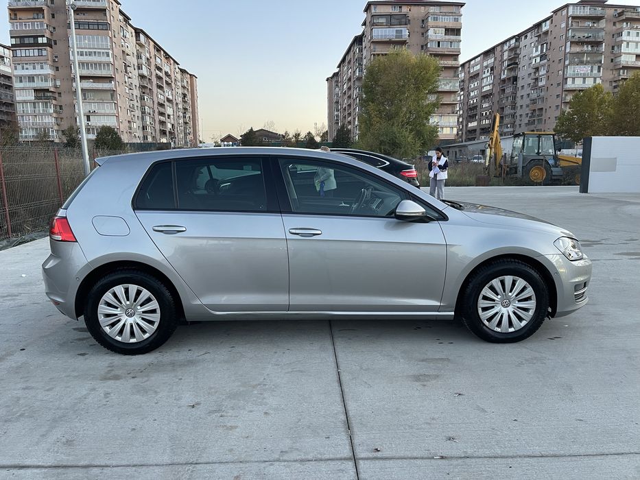 De vinzare vw golf 7