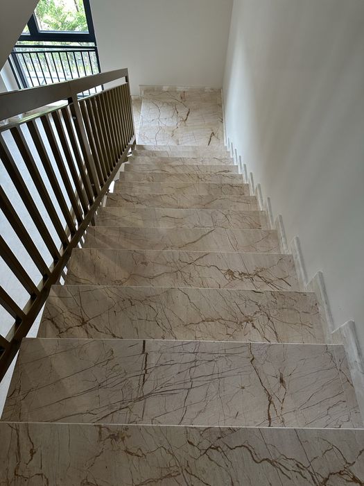 Proprietar | Vand ap | zona Iulius | parcare subterana inclusa |