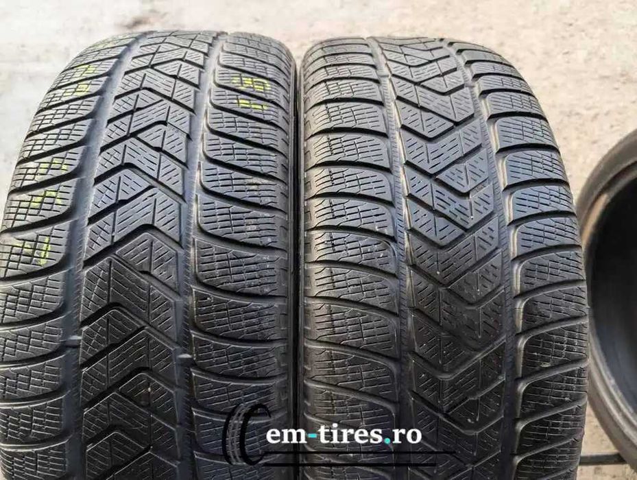 SET 2 Anvelope Iarna 235/60 R18 PIRELLI Scorpion Winter 100V