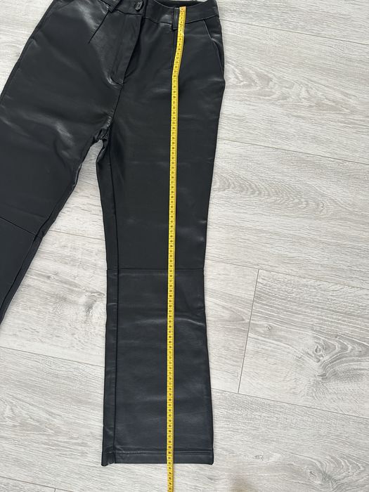 Pantaloni imitatie piele