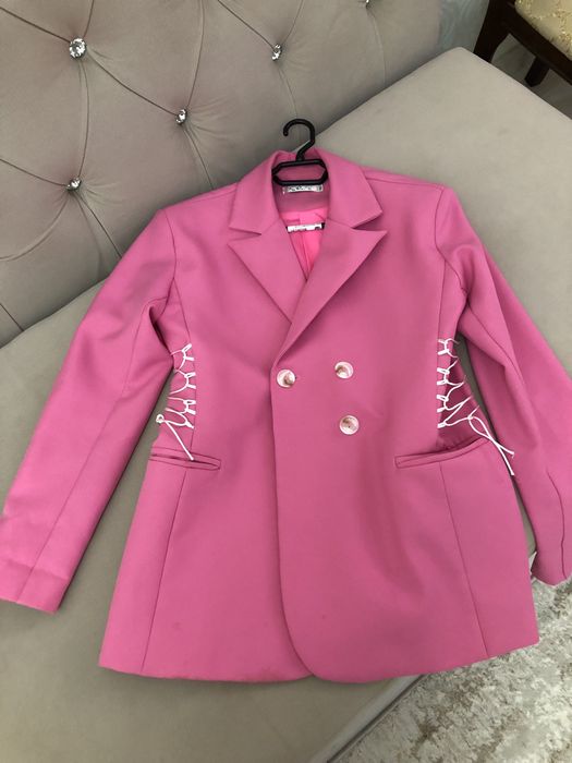 Костюм деловой розовый