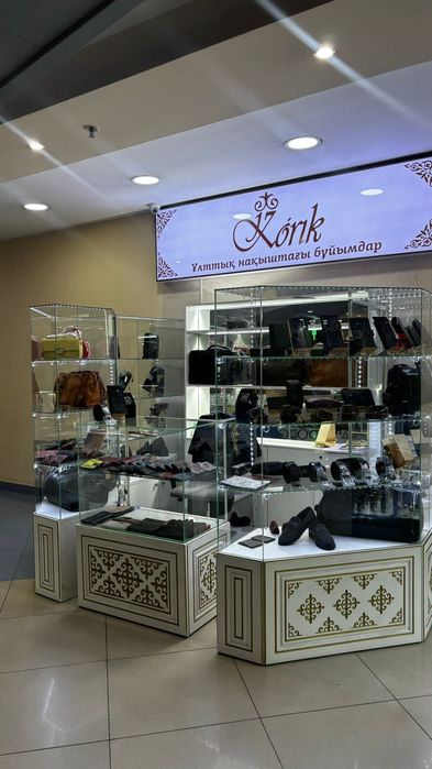 Продается место с витриной