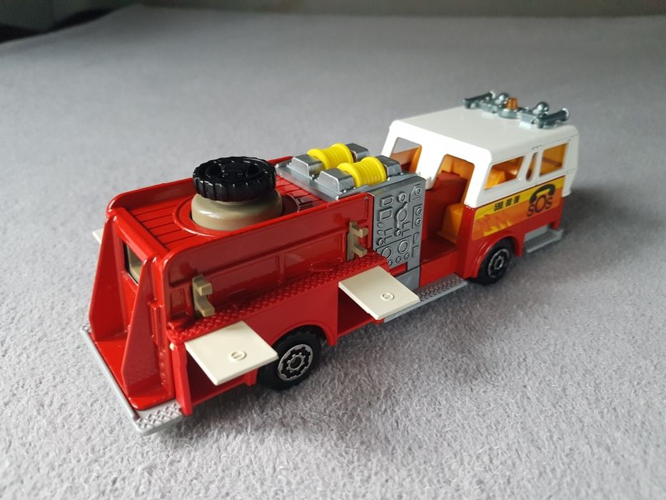 Machetă autospecială pompieri americană, 1:47