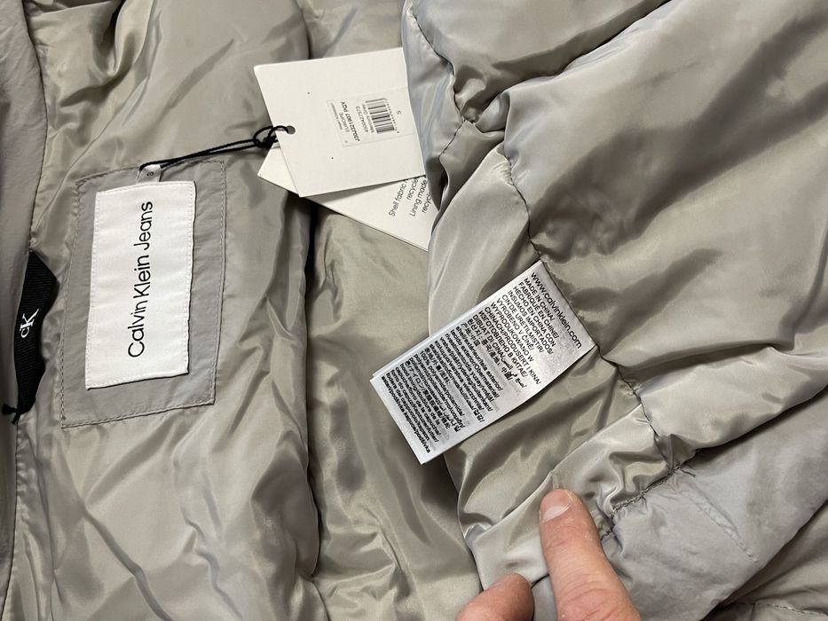 Geaca Calvin Klein barbati Marimea S, fit L, nouă cu etichetă