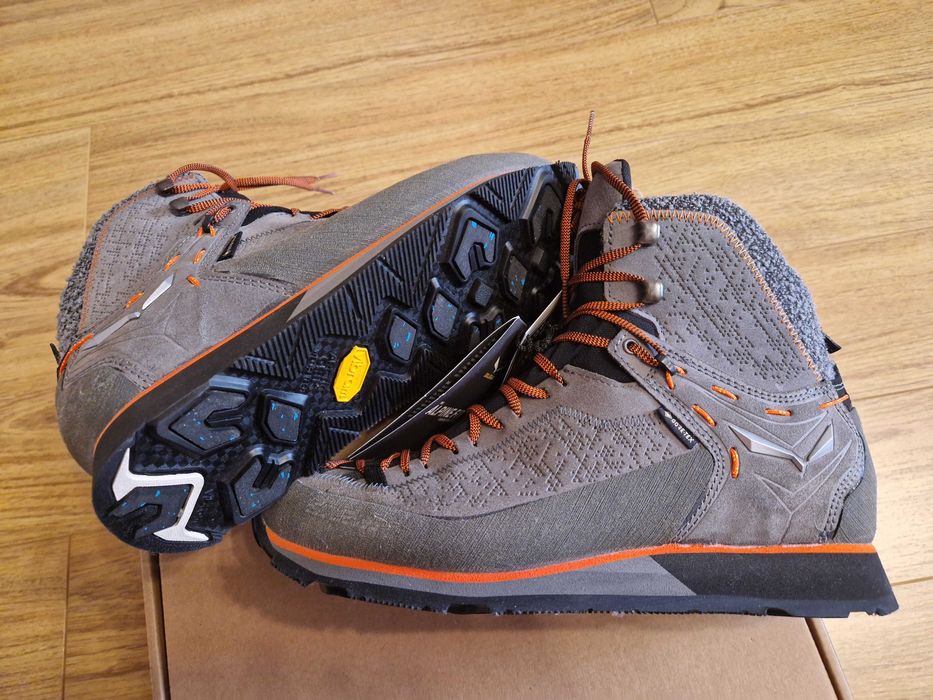 Ghete, bocanci Salewa Goretex winter,masuri 40,5-41 la sportiva,mammut