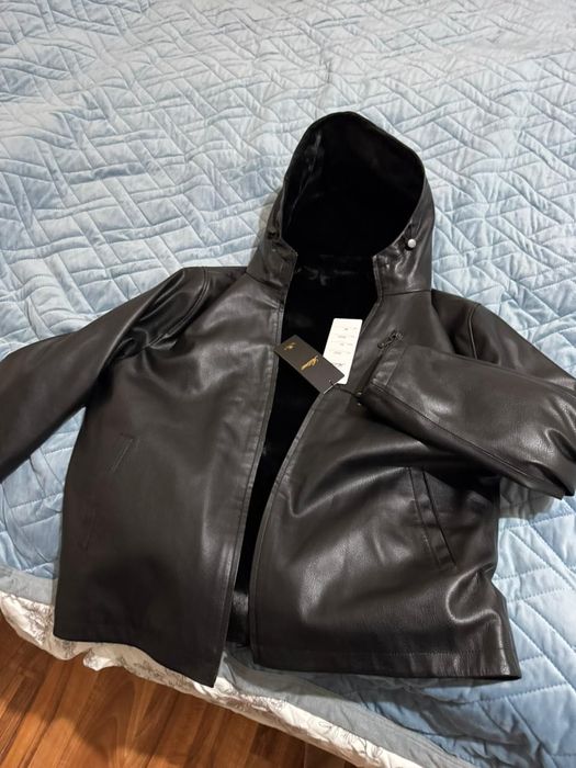 Продам зимнюю куртку