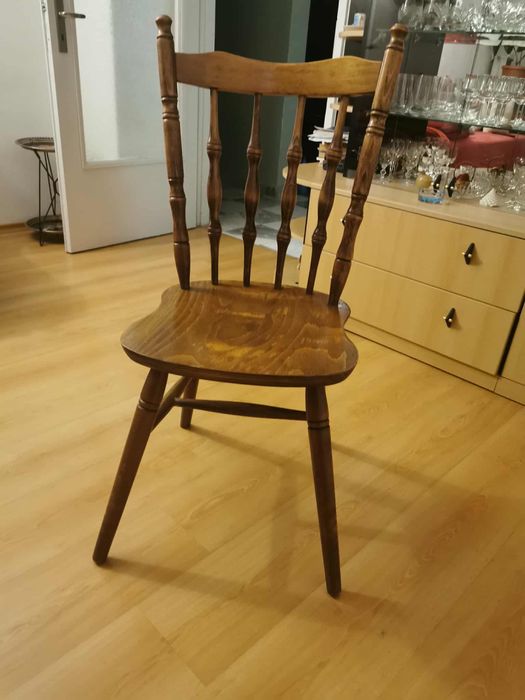 Кухненски столове