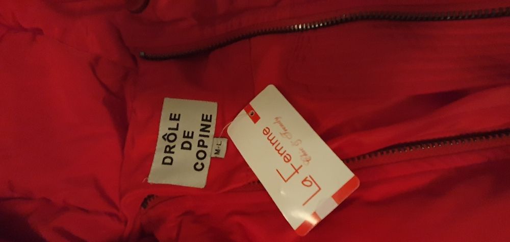 Geaca puf La Femme, culoare rosu, marime M-L / noua