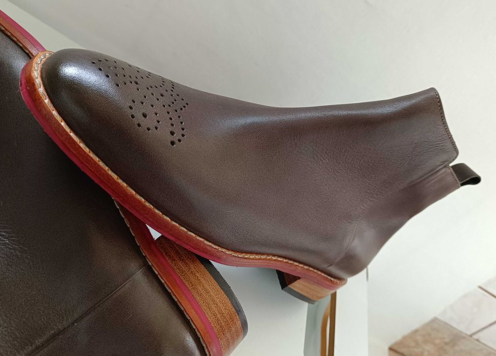 Ghete chelsea 38 39 40 41 lucrate manual Mahon London NOI piele natura