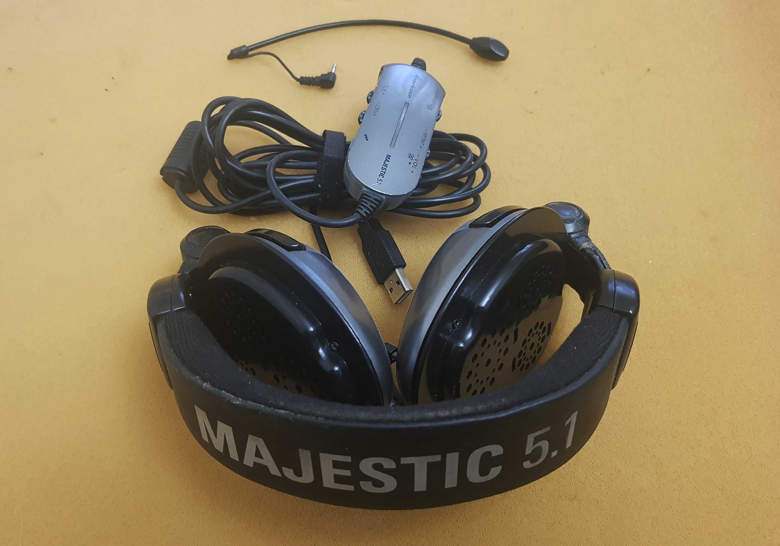 Casti Audio Over Ear pe Fir cu Microfon marca SHARKOON Majestic 5.1