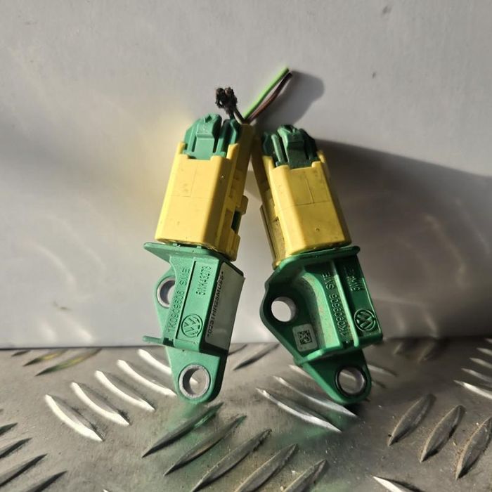 Set senzor impact Volkswagen Golf 5 Plus