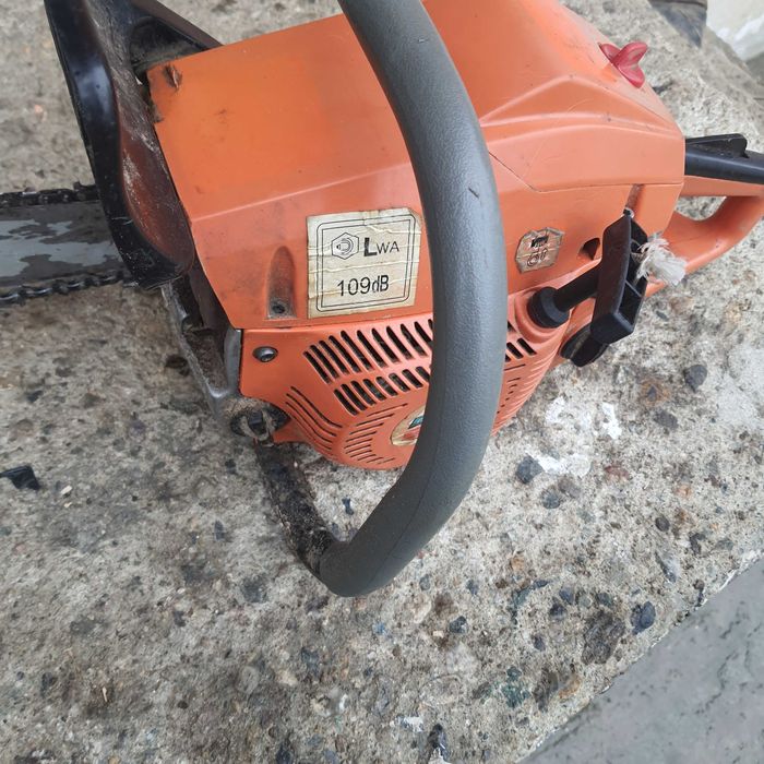 Vând drujbă de vânzare funcționabilă