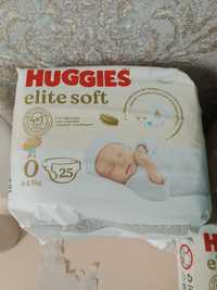 Памперсы Huggies