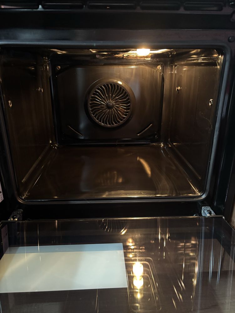 Хладилник + Фурна за вграждане Beko – Отлично състояние