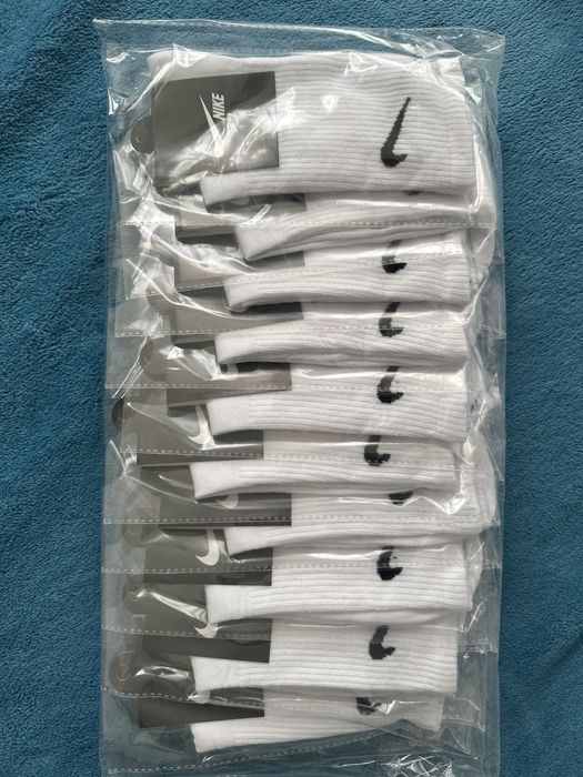 sosete nike noi.