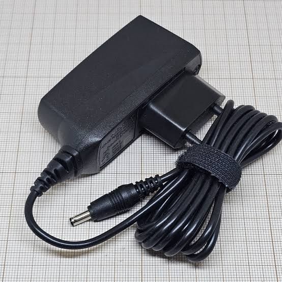 Сетевое зарядное устройство Nokia ACP-12E 8800