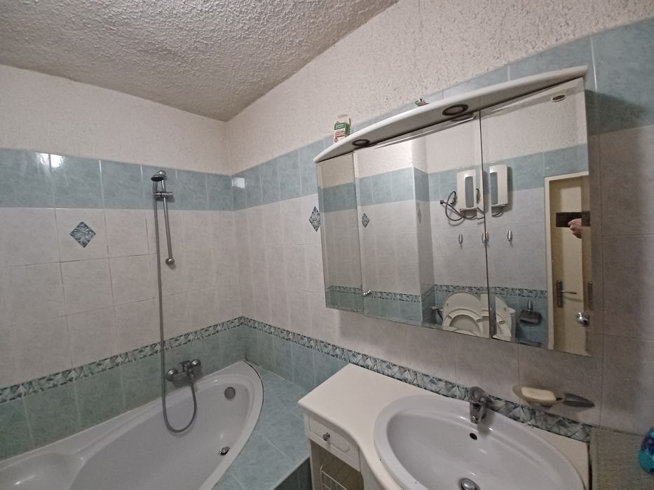 PVC шкаф за баня