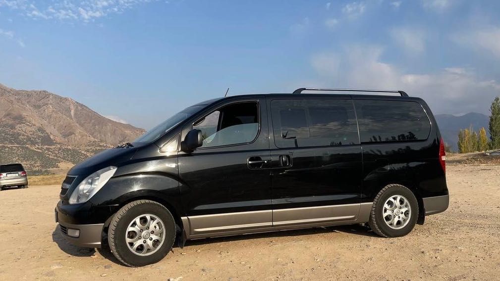 Продам свой Минивэн Hyundai H1  2010 г, 7мест