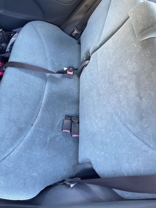 Toyota Yaris 1.0 на части