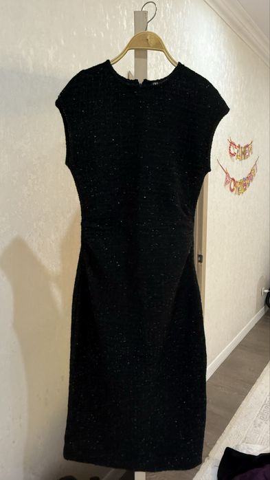 Продам платья женские