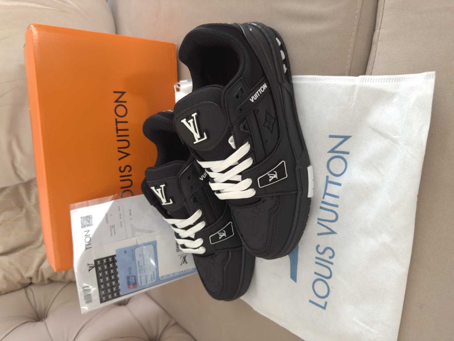 Sneakers Adidasi Louis Vuitton LV Track Black - Verificare COLET