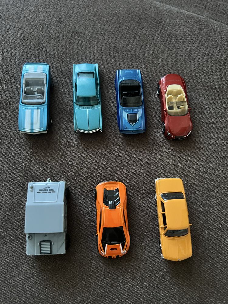 Колички Matchbox и Hot Wheels