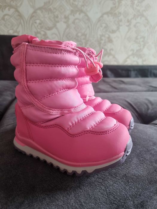 Зимние сапоги дутики на девочку 25