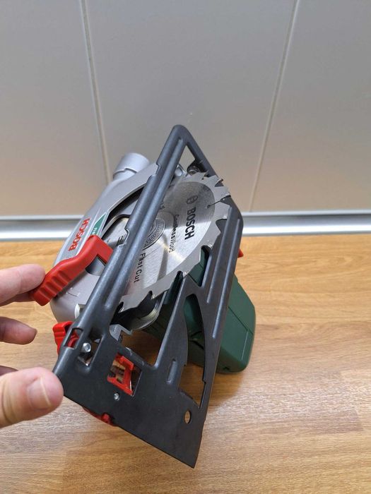 Fierastrau circular, Bosch PKS 18 LI, 150 mm, 18 V, fara acumulator