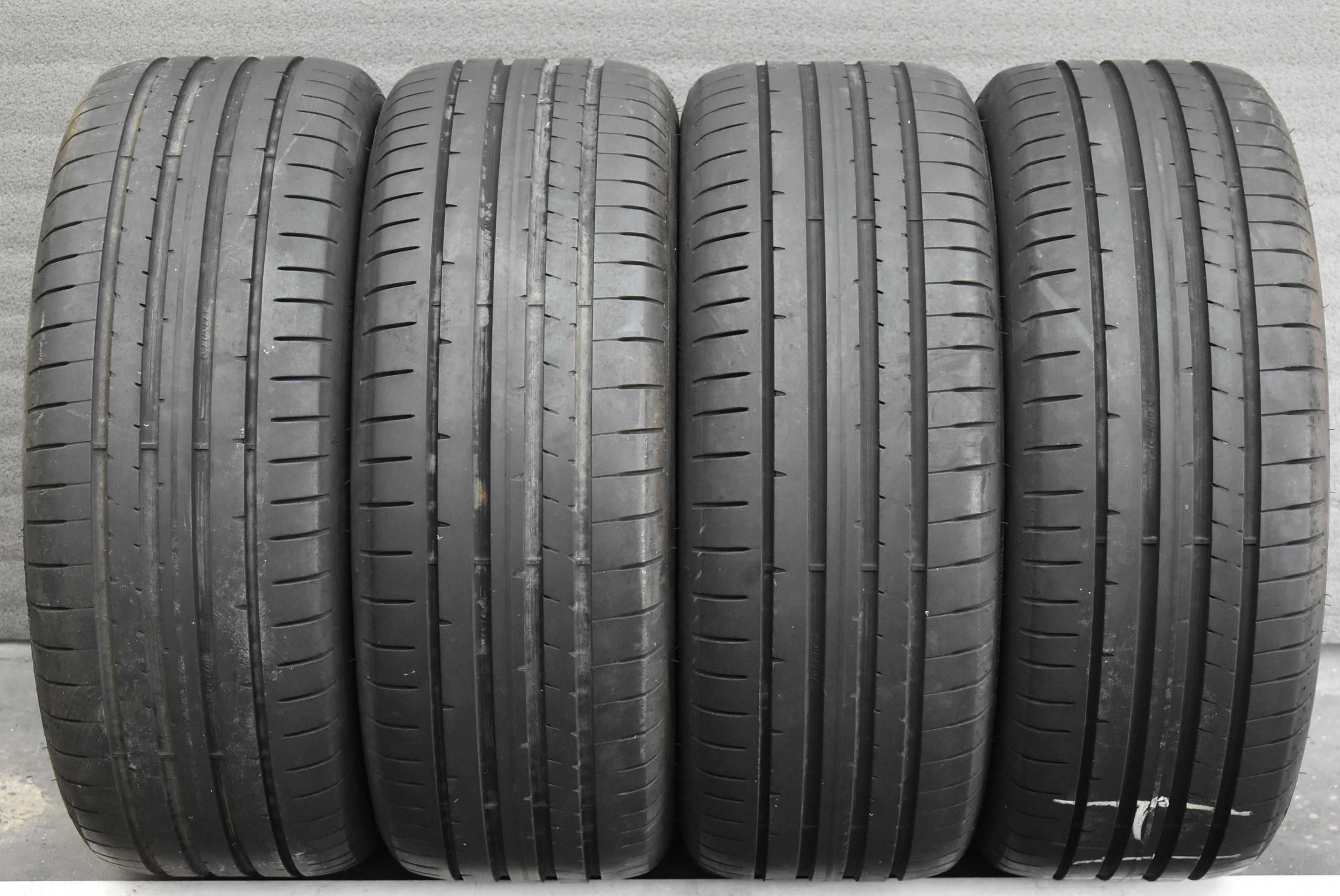225/50/17 Dunlop