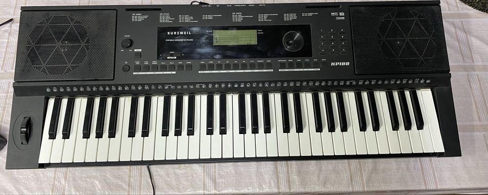 Синтезатор Kurzweil KP100