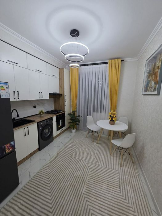 Квартира продаётся новостройка Чиланзар 8 квартал 3/7/7 меб тех корзин