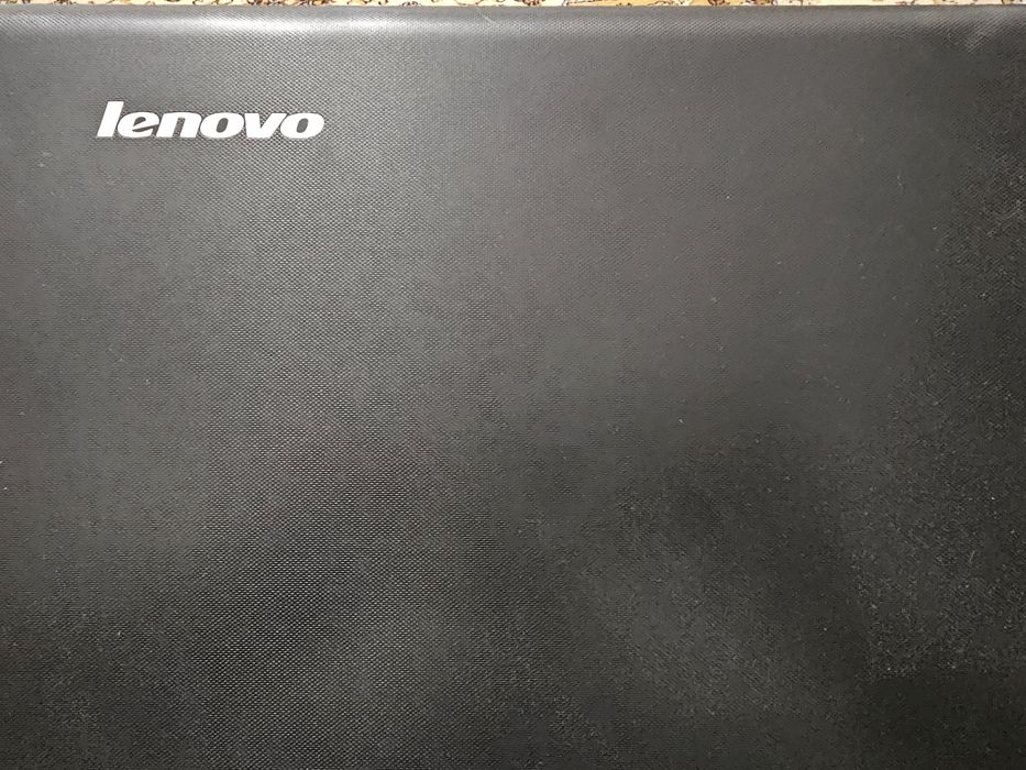 Laptop Lenovo G510 , 8GB RAM,  Intel I3 , SSD 256 GB , AMD Radeon