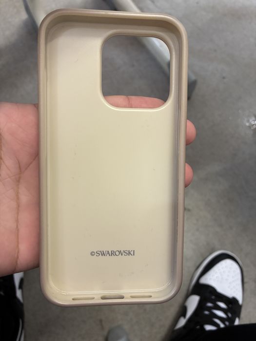 Husa swarovski.